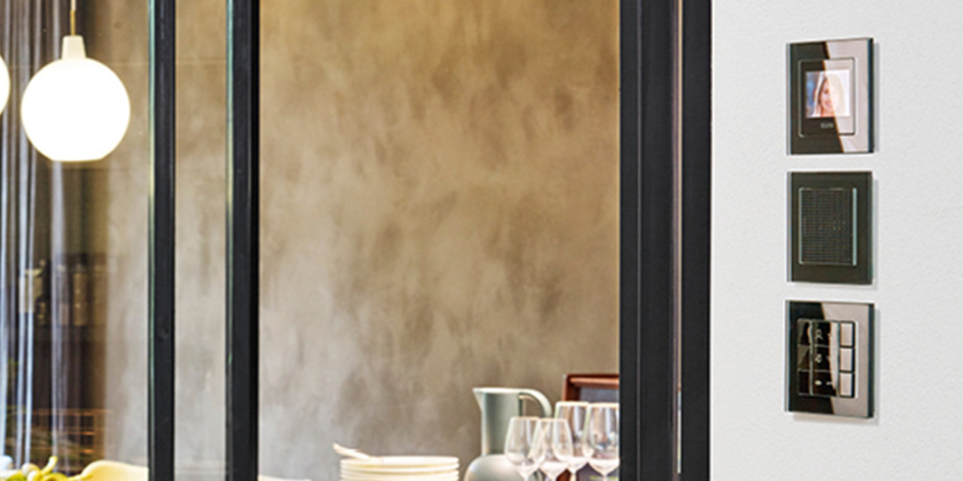 JUNG Türkommunikation bei Michael Herrmann in Hörselberg-Hainich